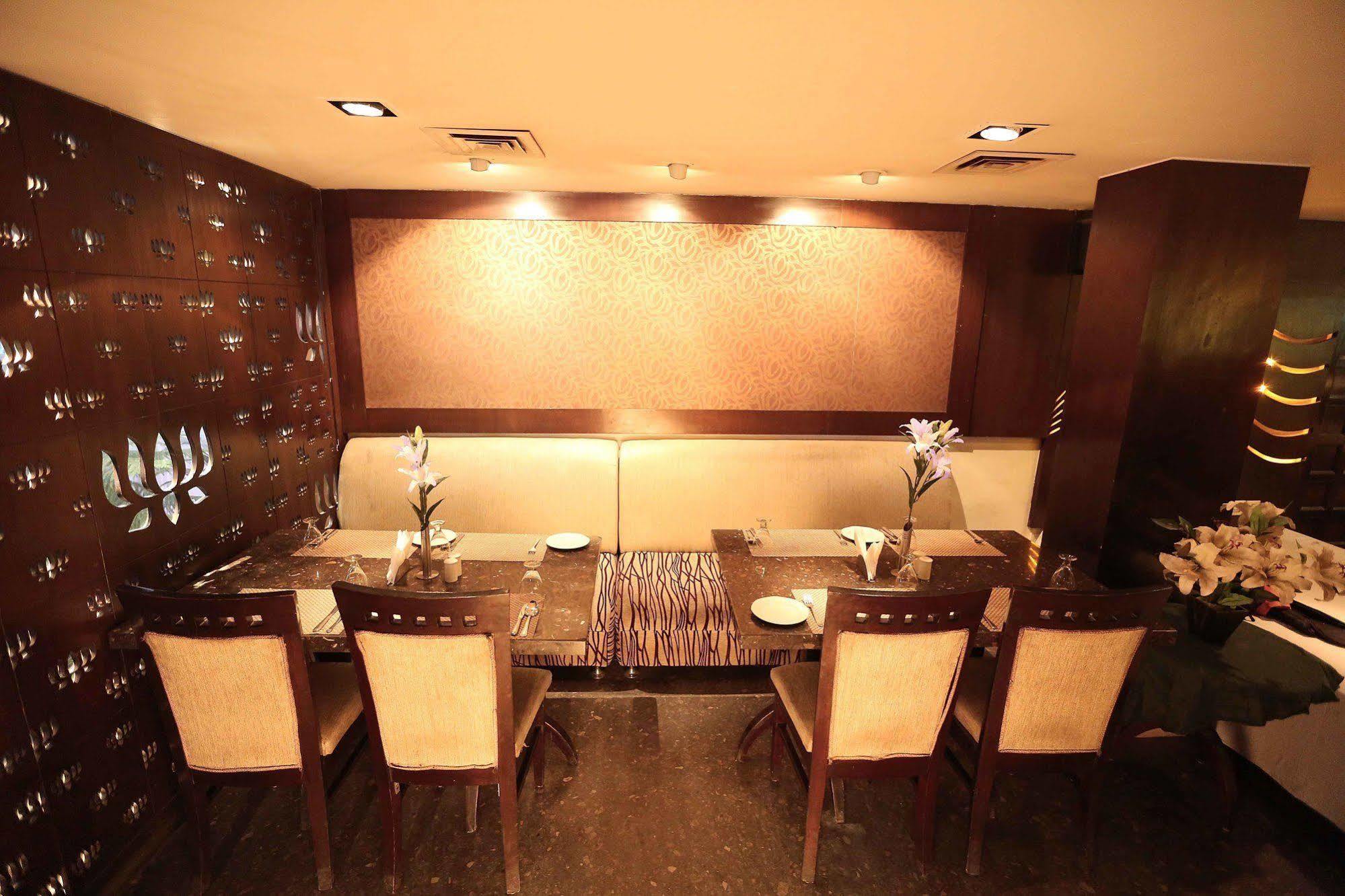 Hotel Shanti Palace West Patel Nagar New Delhi Exterior foto